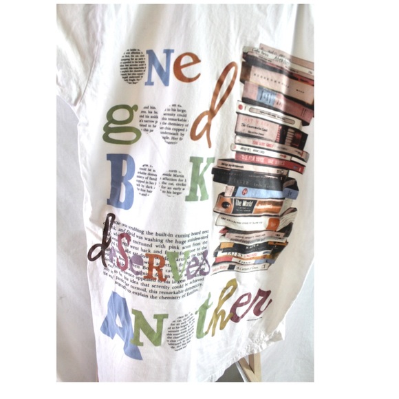 Oversized Tee Shirt One Good Book Bibliophile OS - Picture 4 of 9